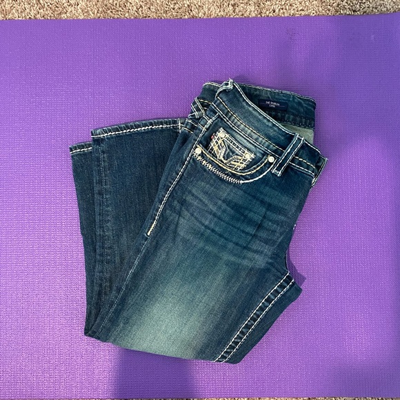 Jean capris - Picture 2 of 5